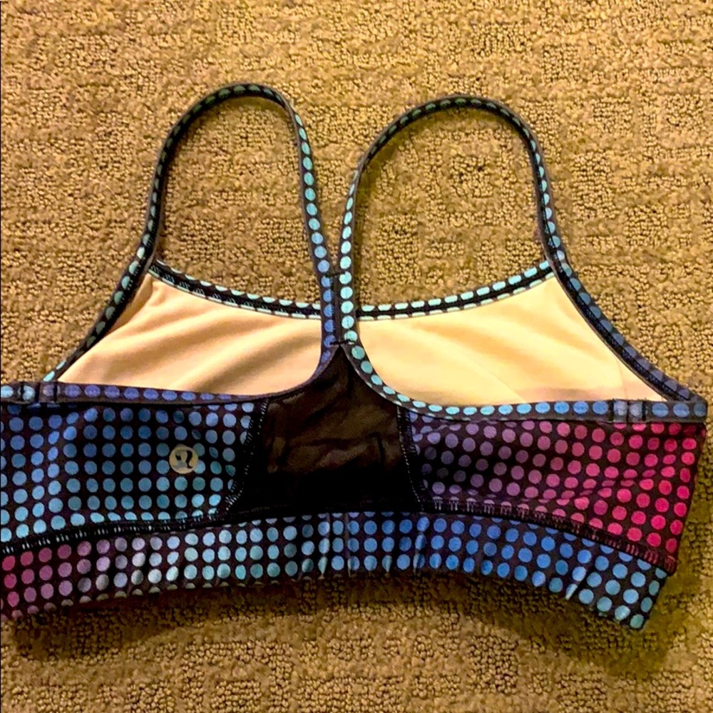 SALE Lululemon Sport Bra size 6